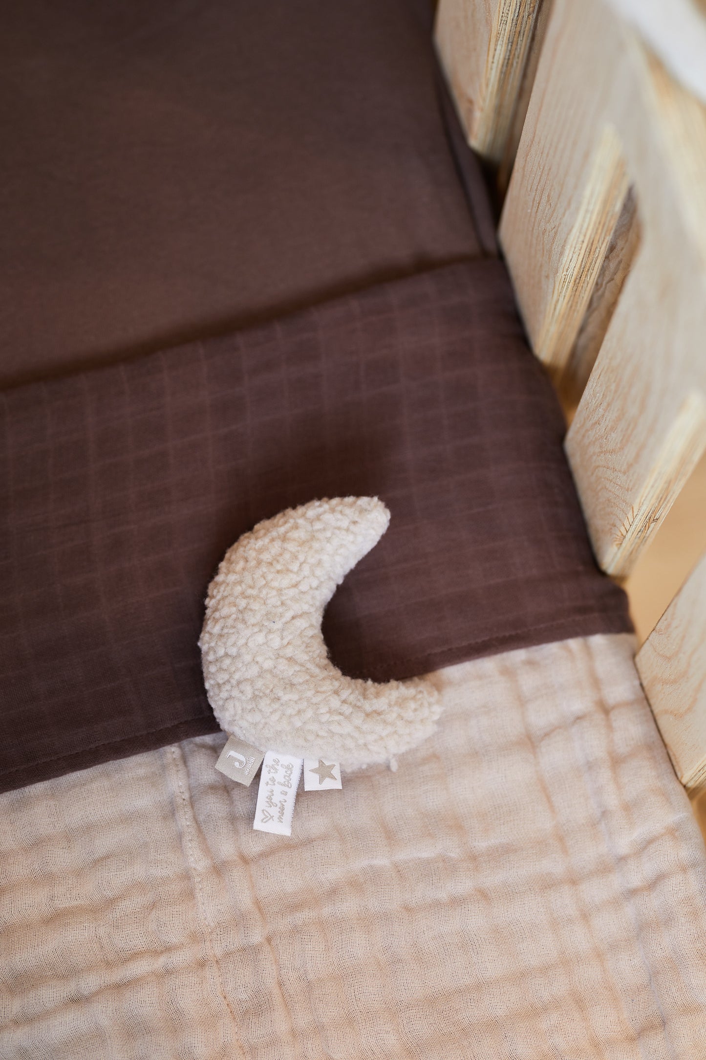 ARRIVING SOON Muslin blanket ~ chestnut