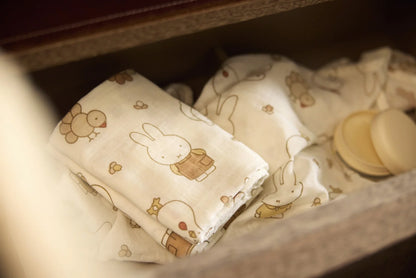 Muslin swaddles 2 pack ~ Miffy Nijntje family farm